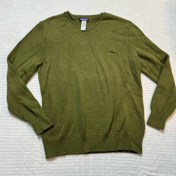Patagonia Other - Patagonia Olive V-Neck Sweater for Men
